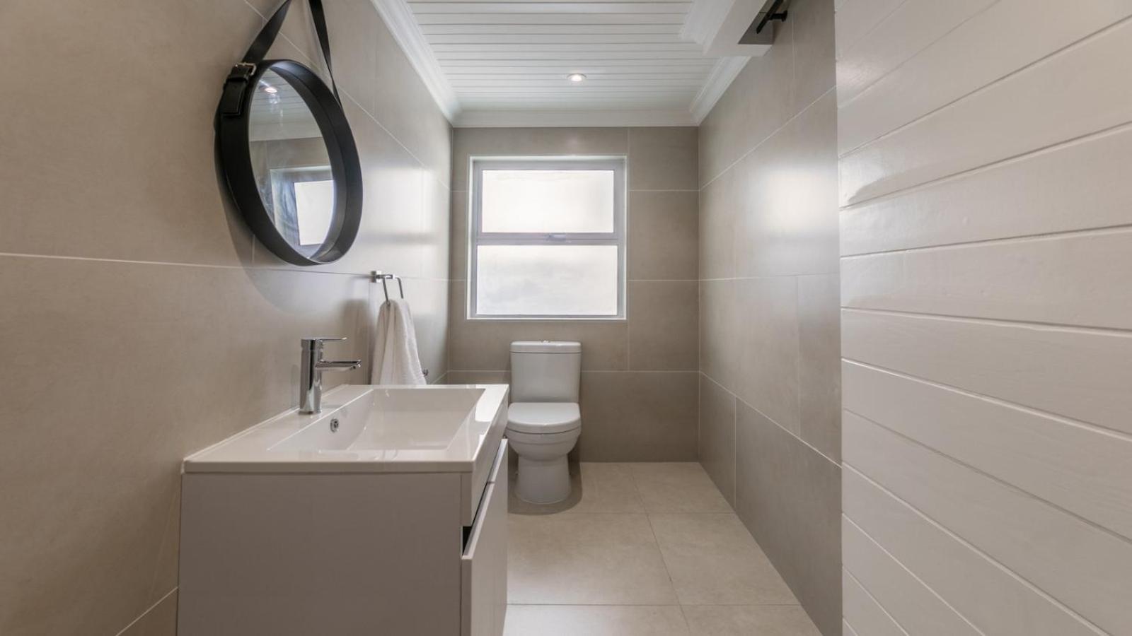 Inkantu Self-Catering Apartments 케이프타운 외부 사진