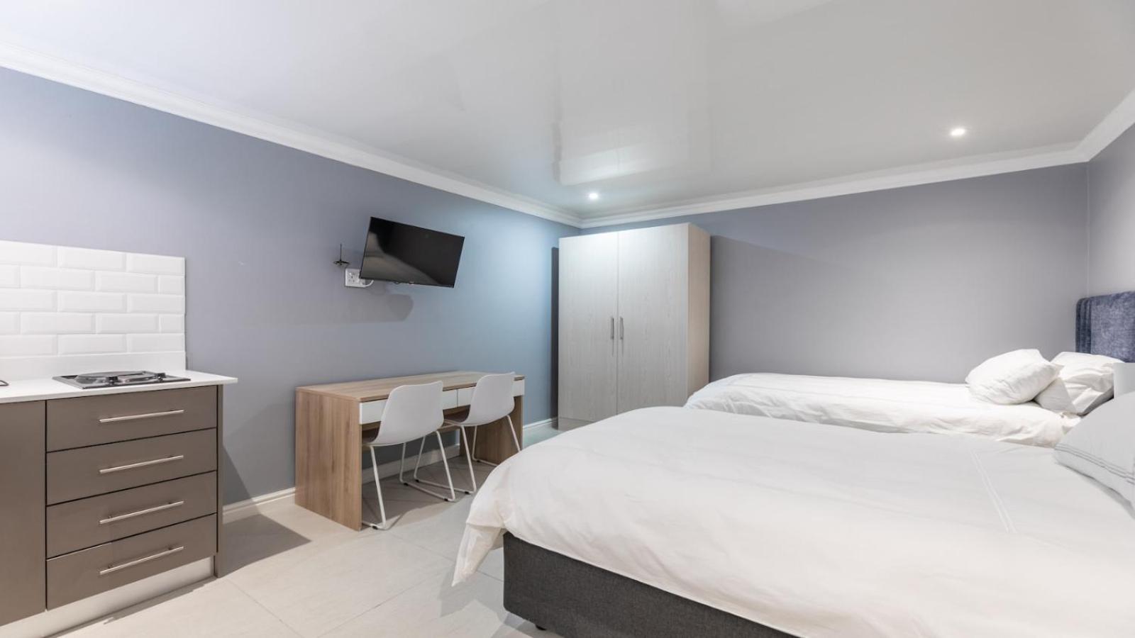 Inkantu Self-Catering Apartments 케이프타운 외부 사진