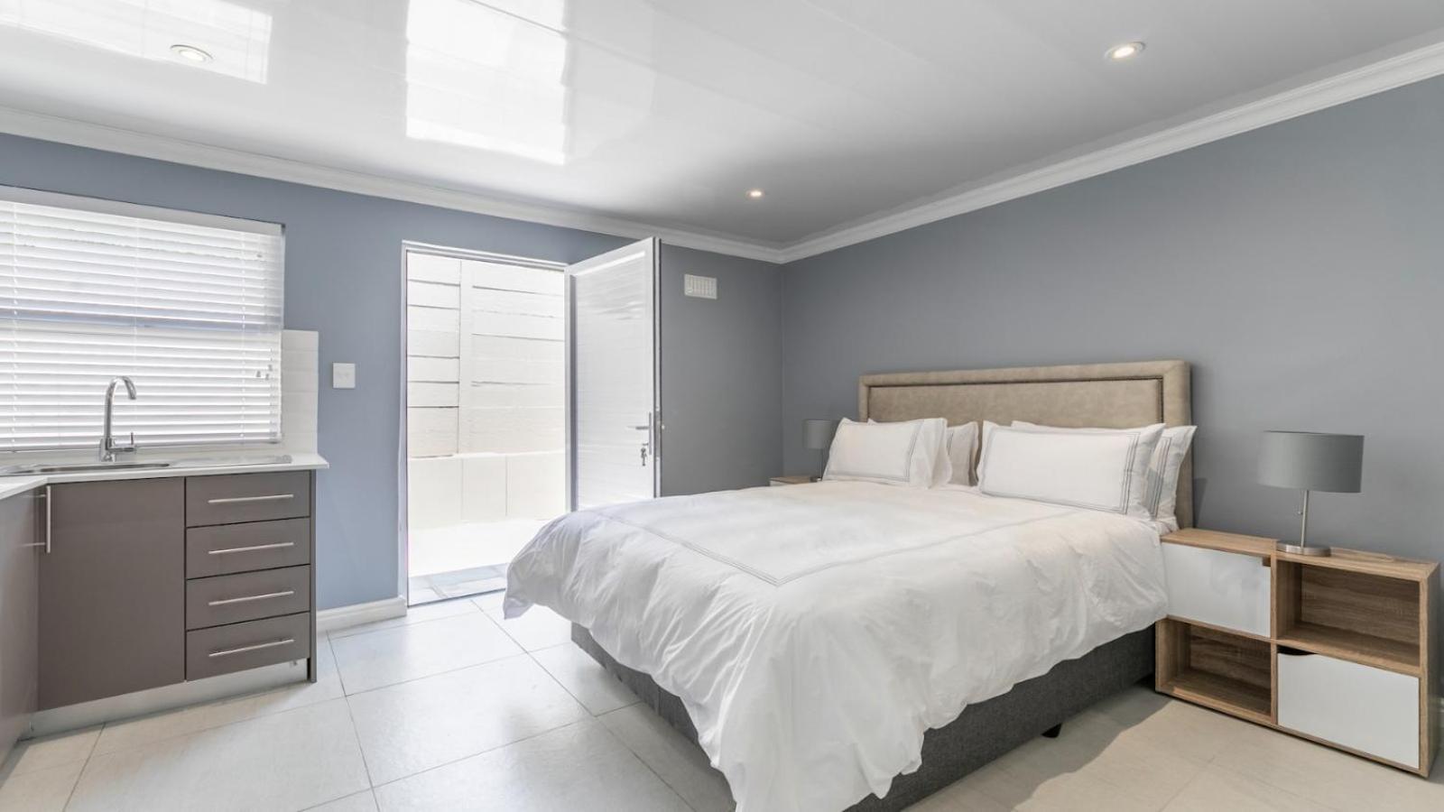 Inkantu Self-Catering Apartments 케이프타운 외부 사진